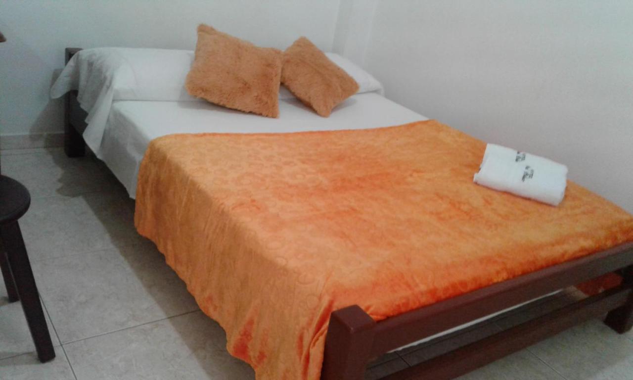 סן גיל Hotel Real Polux מראה חיצוני תמונה